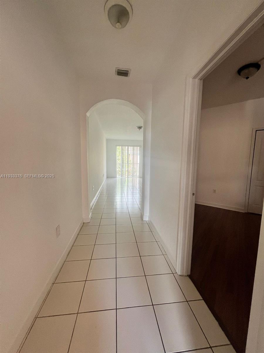 7200 Northwest 177th Street, Unit 2067 Hialeah, FL 33015 - Photo 9 of 10