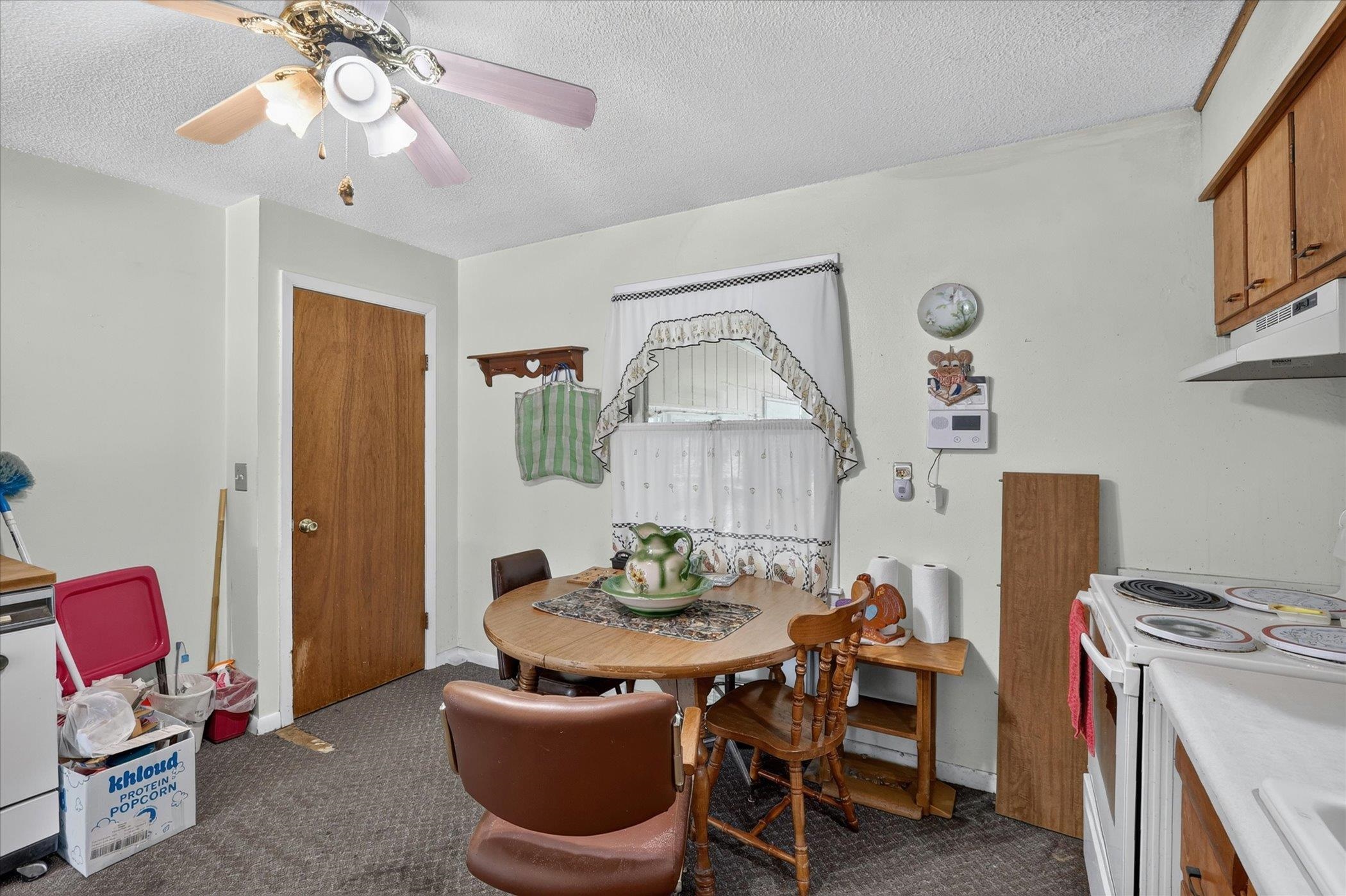 1941 Masters Street Beloit, WI 53511 - Photo 11 of 37