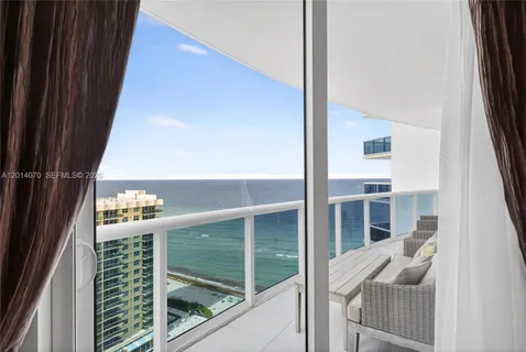 $1,895,000 | 2711 South Ocean Drive, Unit 1901, Hollywood, FL 33019