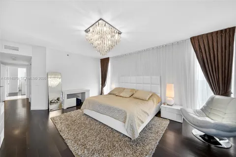 $1,895,000 | 2711 South Ocean Drive, Unit 1901, Hollywood, FL 33019