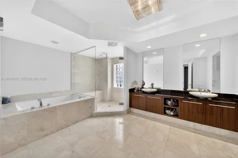 $1,895,000 | 2711 South Ocean Drive, Unit 1901, Hollywood, FL 33019