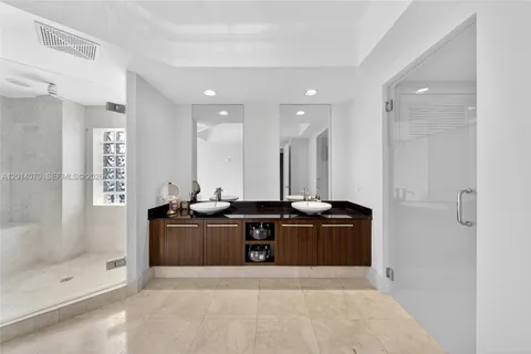$1,895,000 | 2711 South Ocean Drive, Unit 1901, Hollywood, FL 33019