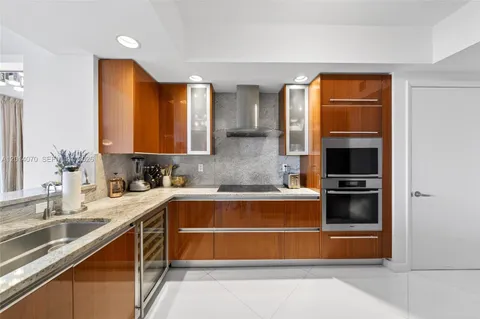 $1,895,000 | 2711 South Ocean Drive, Unit 1901, Hollywood, FL 33019