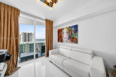 $1,895,000 | 2711 South Ocean Drive, Unit 1901, Hollywood, FL 33019