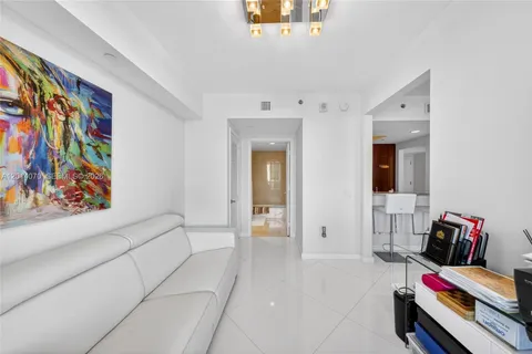 $1,895,000 | 2711 South Ocean Drive, Unit 1901, Hollywood, FL 33019