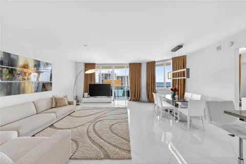 $1,895,000 | 2711 South Ocean Drive, Unit 1901, Hollywood, FL 33019