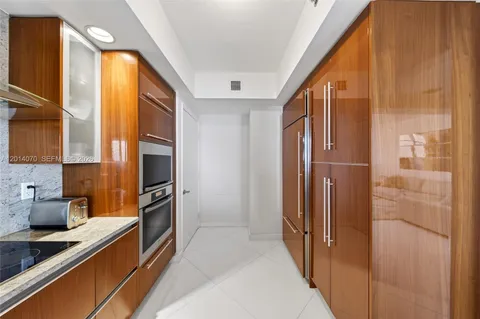$1,895,000 | 2711 South Ocean Drive, Unit 1901, Hollywood, FL 33019