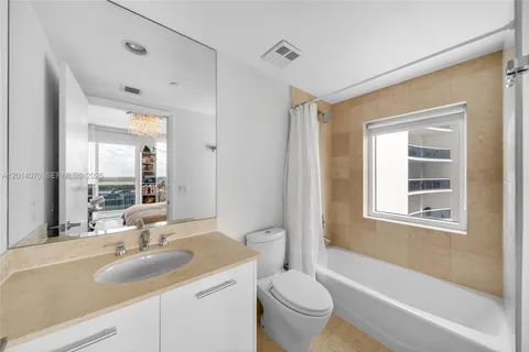 $1,895,000 | 2711 South Ocean Drive, Unit 1901, Hollywood, FL 33019