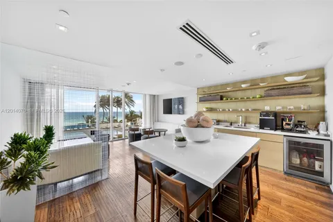 $1,895,000 | 2711 South Ocean Drive, Unit 1901, Hollywood, FL 33019