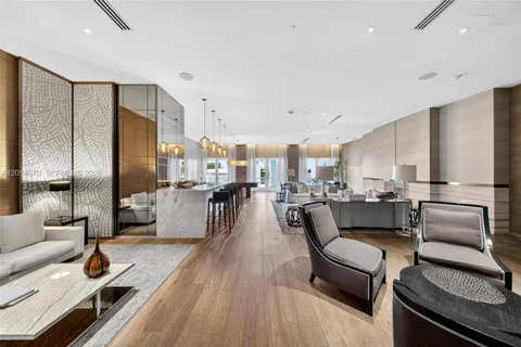 $1,895,000 | 2711 South Ocean Drive, Unit 1901, Hollywood, FL 33019