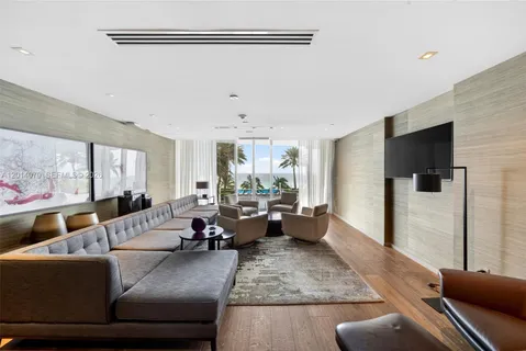 $1,895,000 | 2711 South Ocean Drive, Unit 1901, Hollywood, FL 33019
