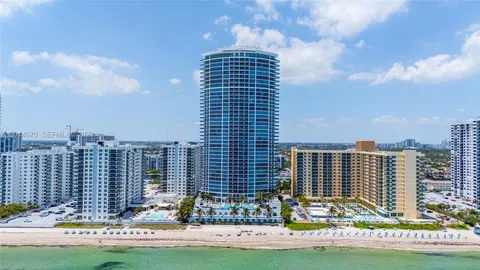 $1,895,000 | 2711 South Ocean Drive, Unit 1901, Hollywood, FL 33019