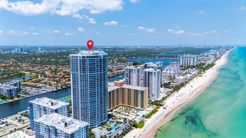 $1,895,000 | 2711 South Ocean Drive, Unit 1901, Hollywood, FL 33019