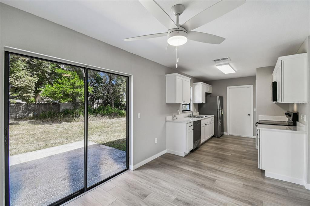 11127 Holbrook Street Spring Hill, FL 34609 - Photo 14 of 60