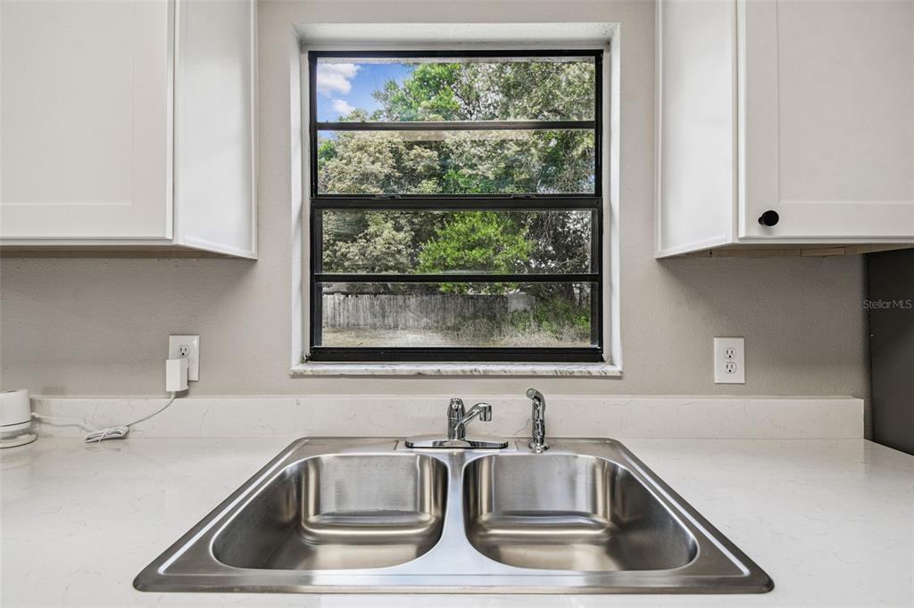 11127 Holbrook Street Spring Hill, FL 34609 - Photo 20 of 60