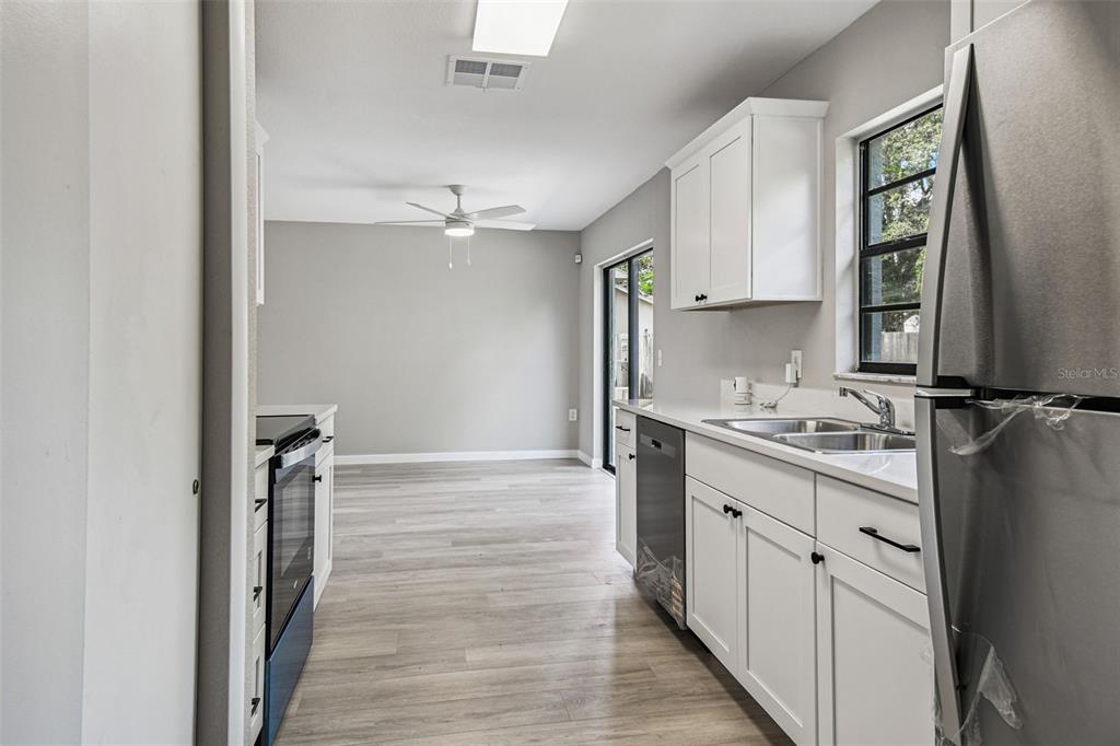 11127 Holbrook Street Spring Hill, FL 34609 - Photo 21 of 60