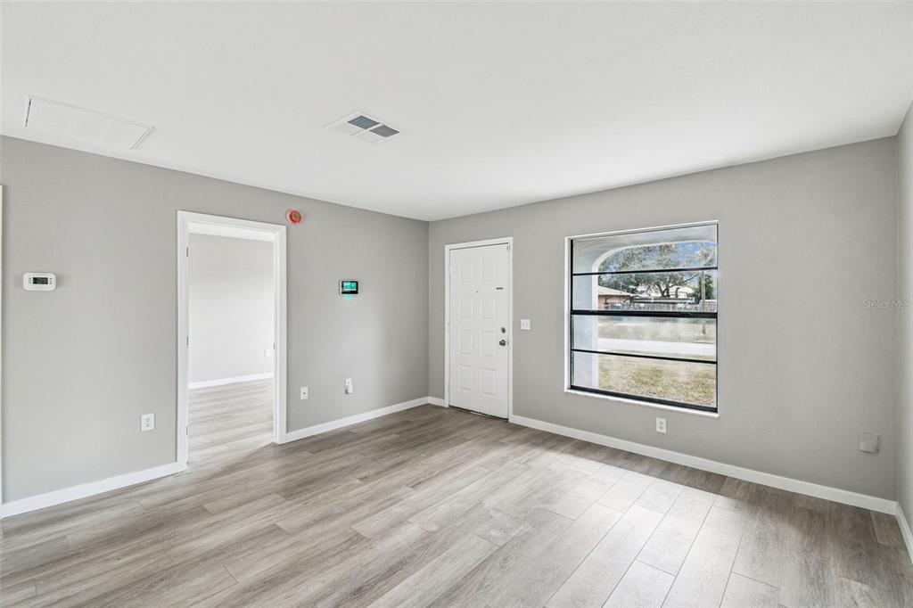 11127 Holbrook Street Spring Hill, FL 34609 - Photo 10 of 60