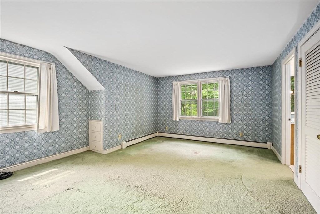30 Cross Street Shrewsbury, MA 01545 - Photo 18 of 41 an empty room with windows