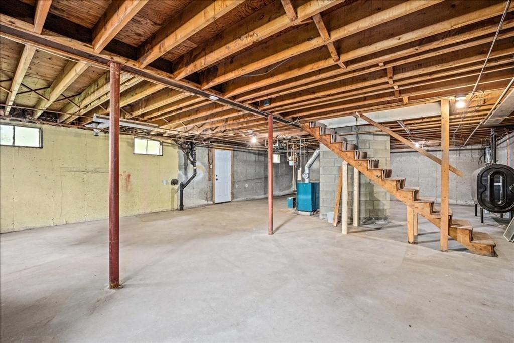 30 Cross Street Shrewsbury, MA 01545 - Photo 27 of 41 a view of a garage