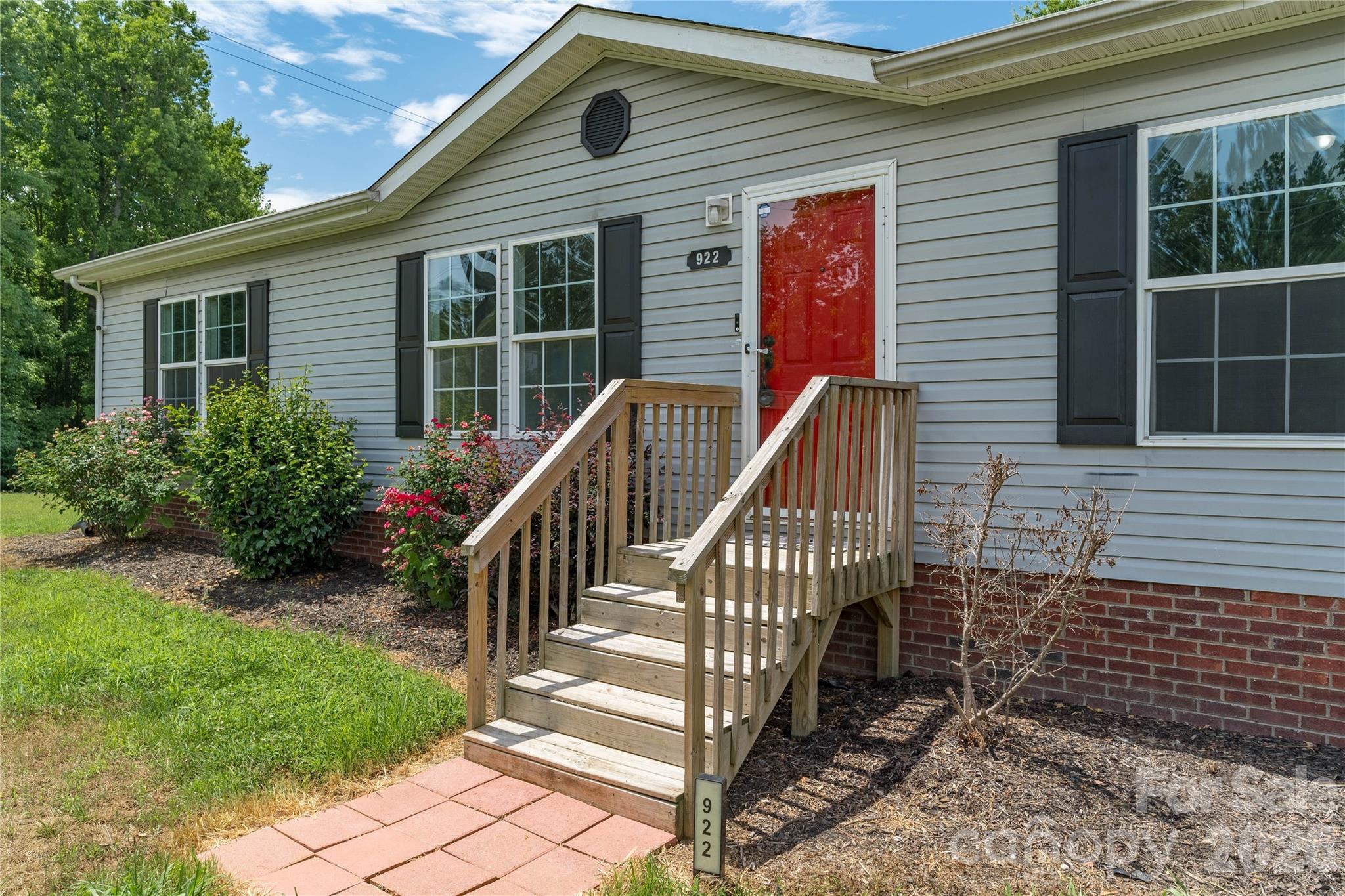 922 Lavender Road Grover, NC 28073 - Photo 7 of 43 a view of a house with backyard and porch