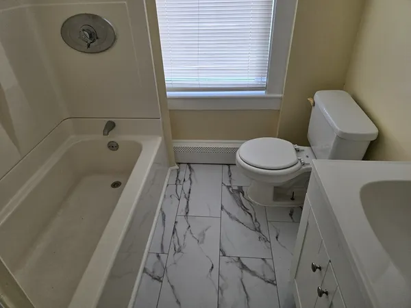 $2,900 | 349 Hollis Street, Unit 3, Framingham, MA 01702