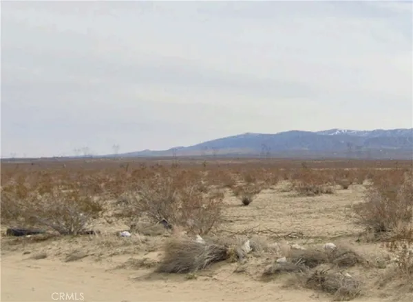 $29,900 | 17100 East E Avenue, Llano, CA 93544