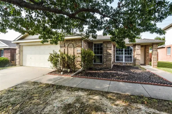 $2,300 | 2404 Glenhaven Drive, McKinney, TX 75071