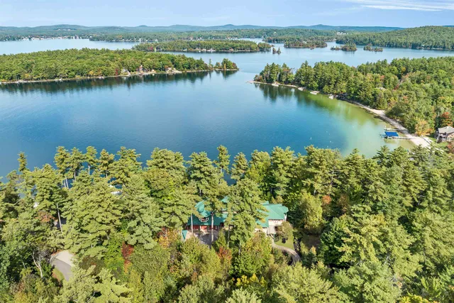 $7,450,000 | 104 Hopewell Drive, Alton, NH 03809