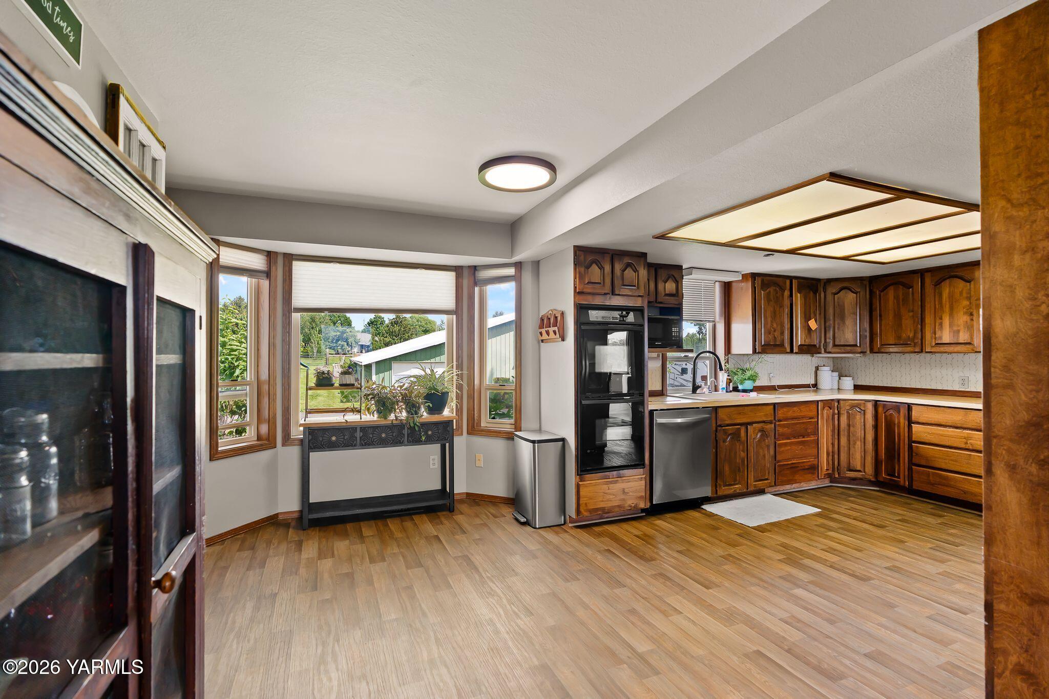 605 Bittner Road Yakima, WA 98901 - Photo 12 of 47 21_605 Bittner Rd-12