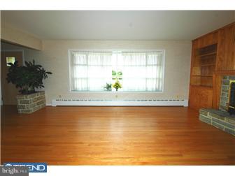 664 Brownsville Road Sinking Spring, PA 19608 - Photo 4 of 12 Living Room