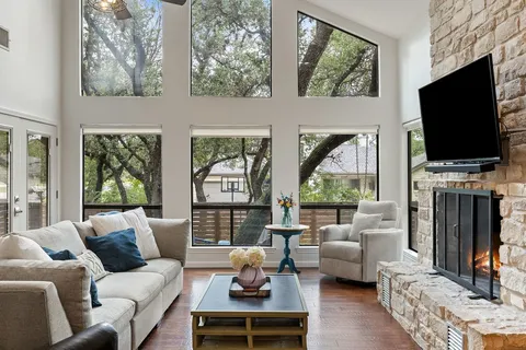 $515,000 | 130 Deerfield Cove, Lakeway, TX 78734