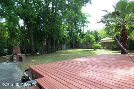 4311 Birmingham Road Jacksonville, FL 32207 - Photo 11 of 13 Backyard Deck