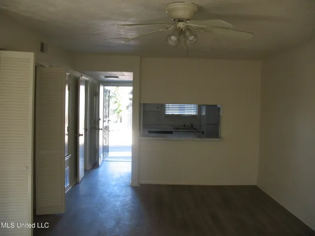 $1,265 | 949 Morningside Street, Unit E12, Jackson, MS 39202
