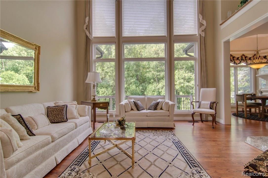 5152 Newport Court Rochester, MI 48306 - Photo 11 of 55 DSC_0558Enfused.jpg