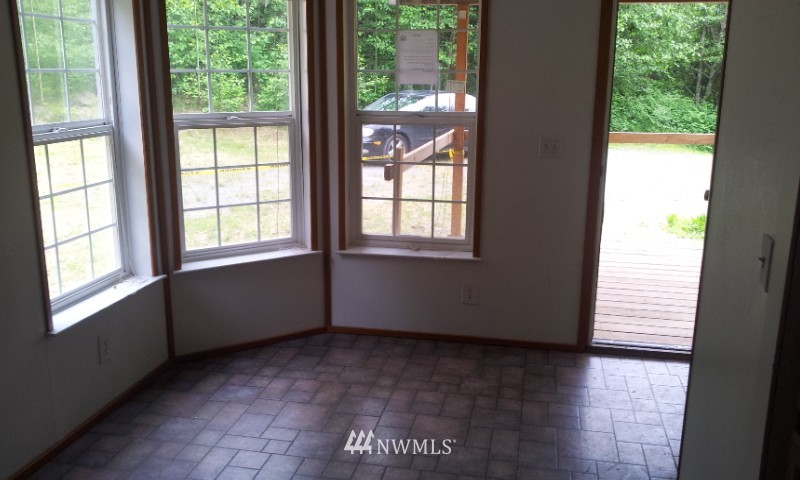 104 Crumb Road, Unit 36 Morton, WA 98356 - Photo 5 of 15 Gallery Image 5