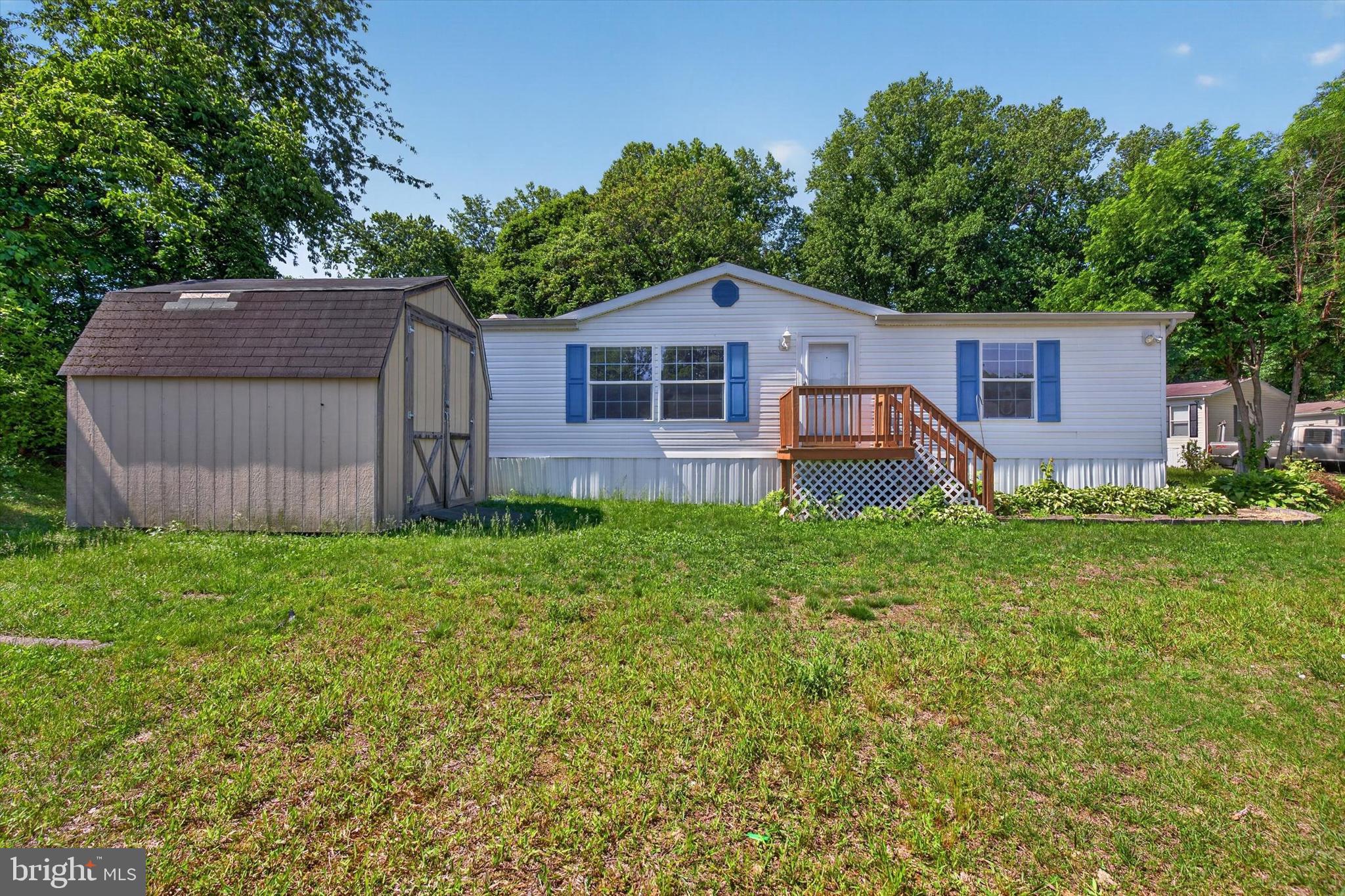 271 Janet Court Lothian, MD 20711 - Photo 2 of 22