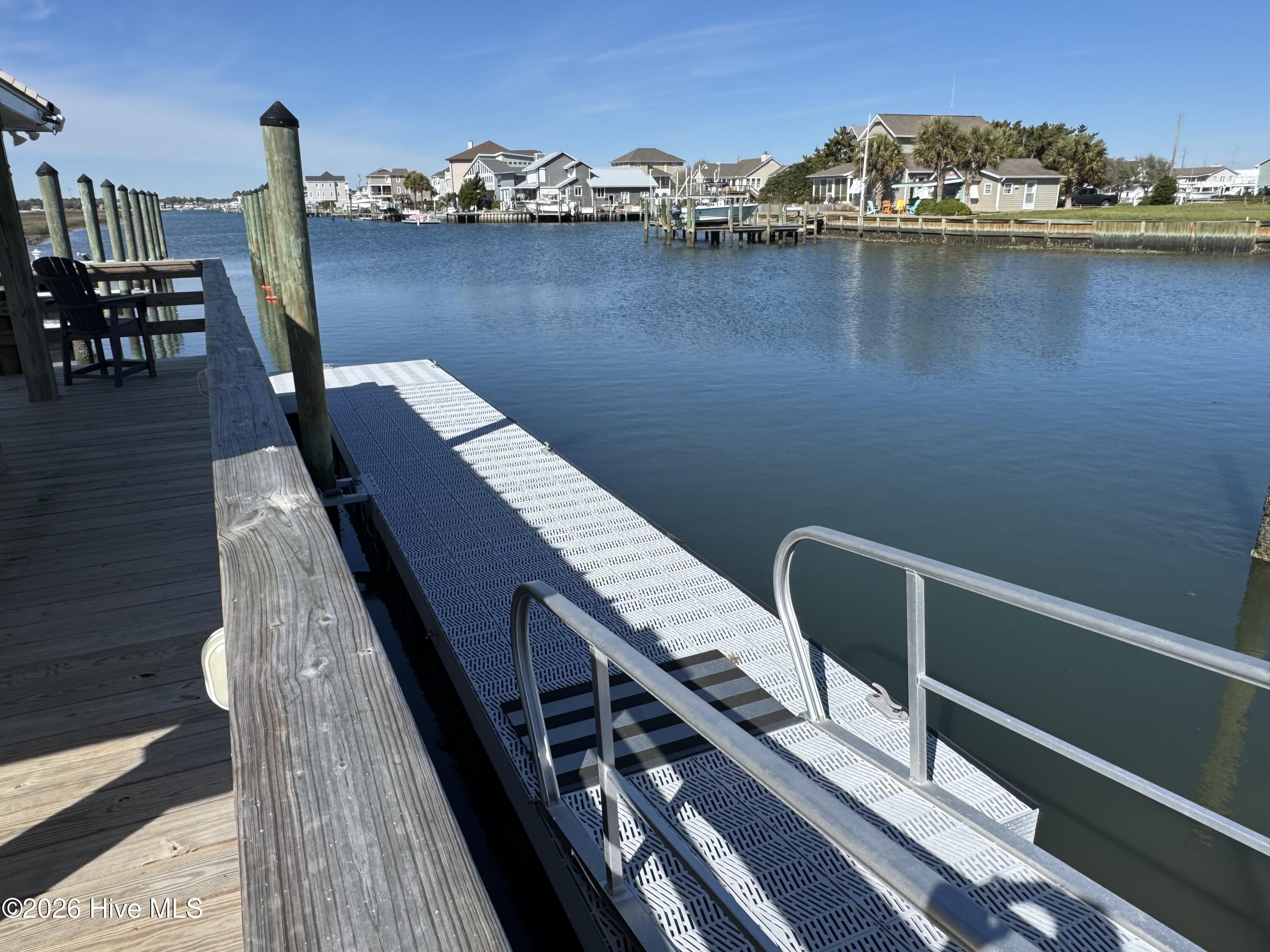 602 West Fort Macon Road, Unit 242 Atlantic Beach, NC 28512 - Photo 36 of 40 Day dock