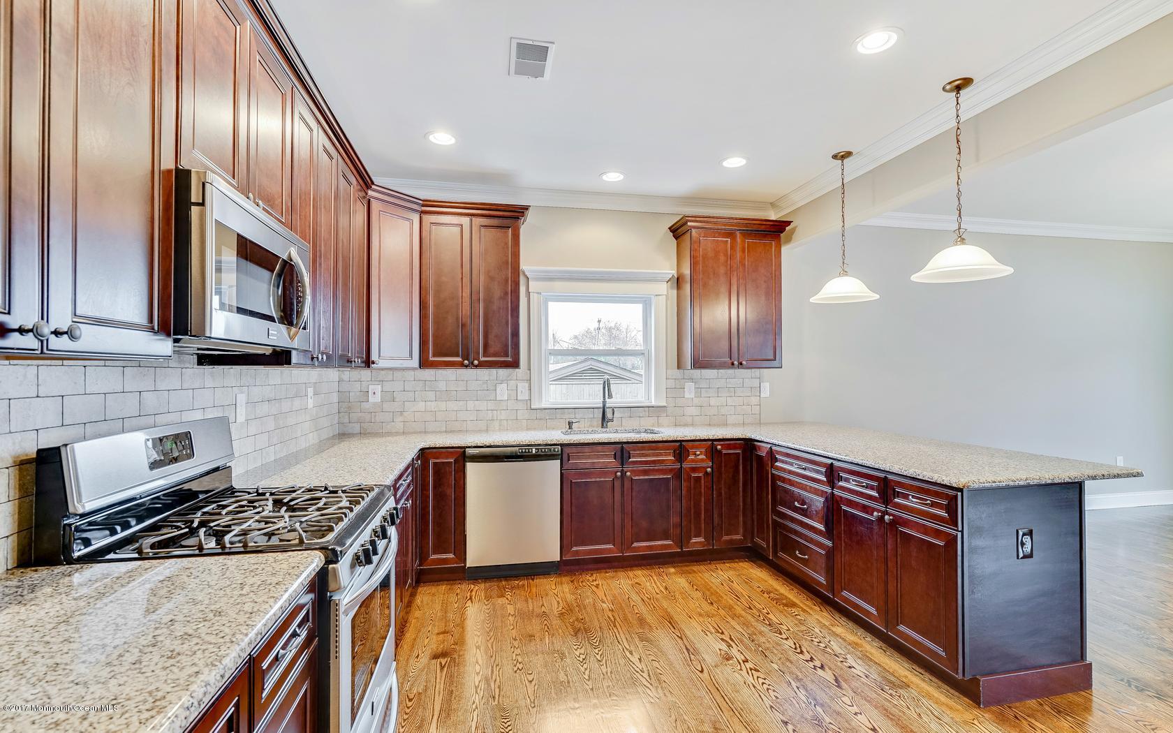 105 Waldron Road Toms River, NJ 08753 - Photo 18 of 35 17