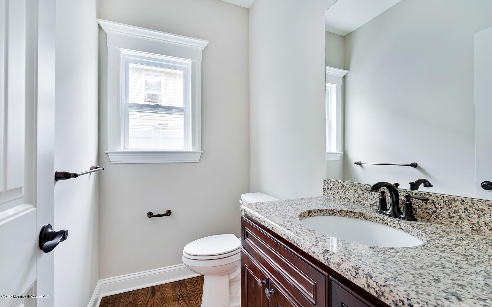 105 Waldron Road Toms River, NJ 08753 - Photo 20 of 35 19