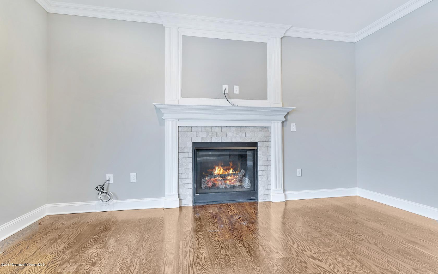 105 Waldron Road Toms River, NJ 08753 - Photo 8 of 35 7