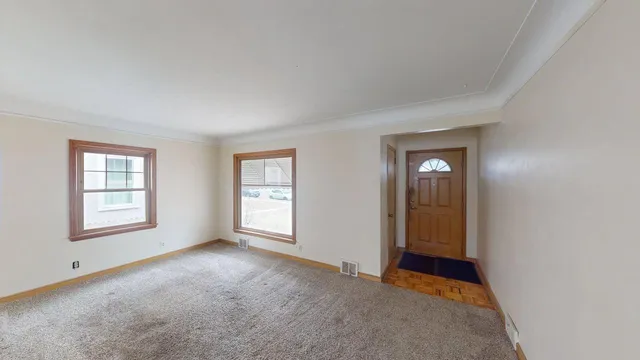 $2,100 | 2849 Jersey Avenue South, St. Louis Park, MN 55426