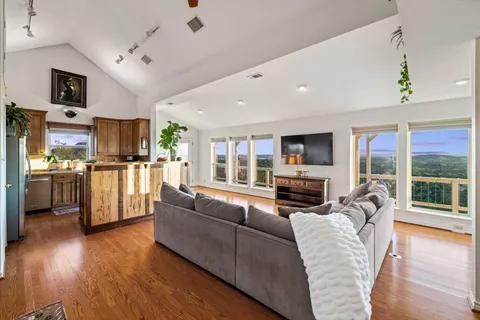 $674,990 | 8132 Breeze Way, Jonestown, TX 78645