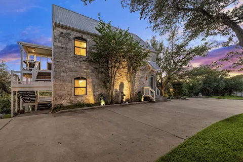 $674,990 | 8132 Breeze Way, Jonestown, TX 78645