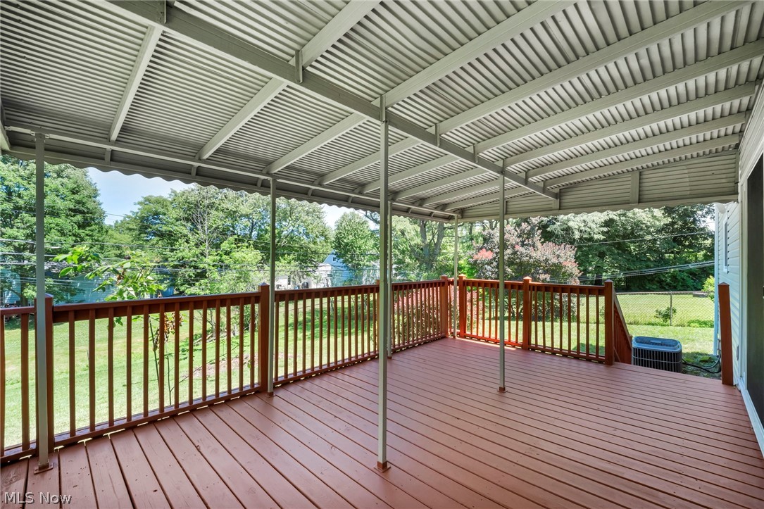 4915 Fairlawn Road Cleveland, OH 44124 - Photo 41 of 50