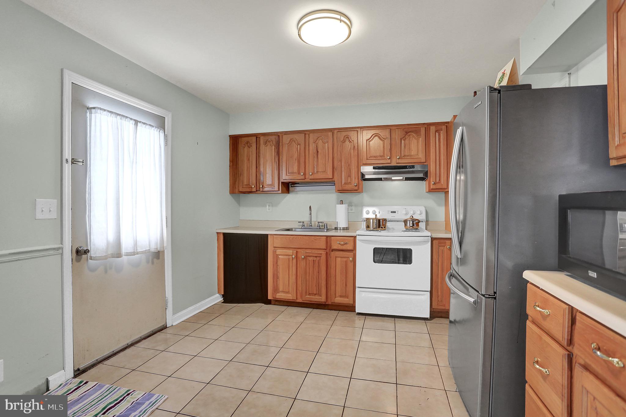 26 Pleasant Valley Road Westminster, MD 21158 - Photo 8 of 32 Gallery Image 8