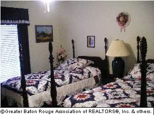 1721 Rue Crozat Baton Rouge, LA 70810 - Photo 9 of 12