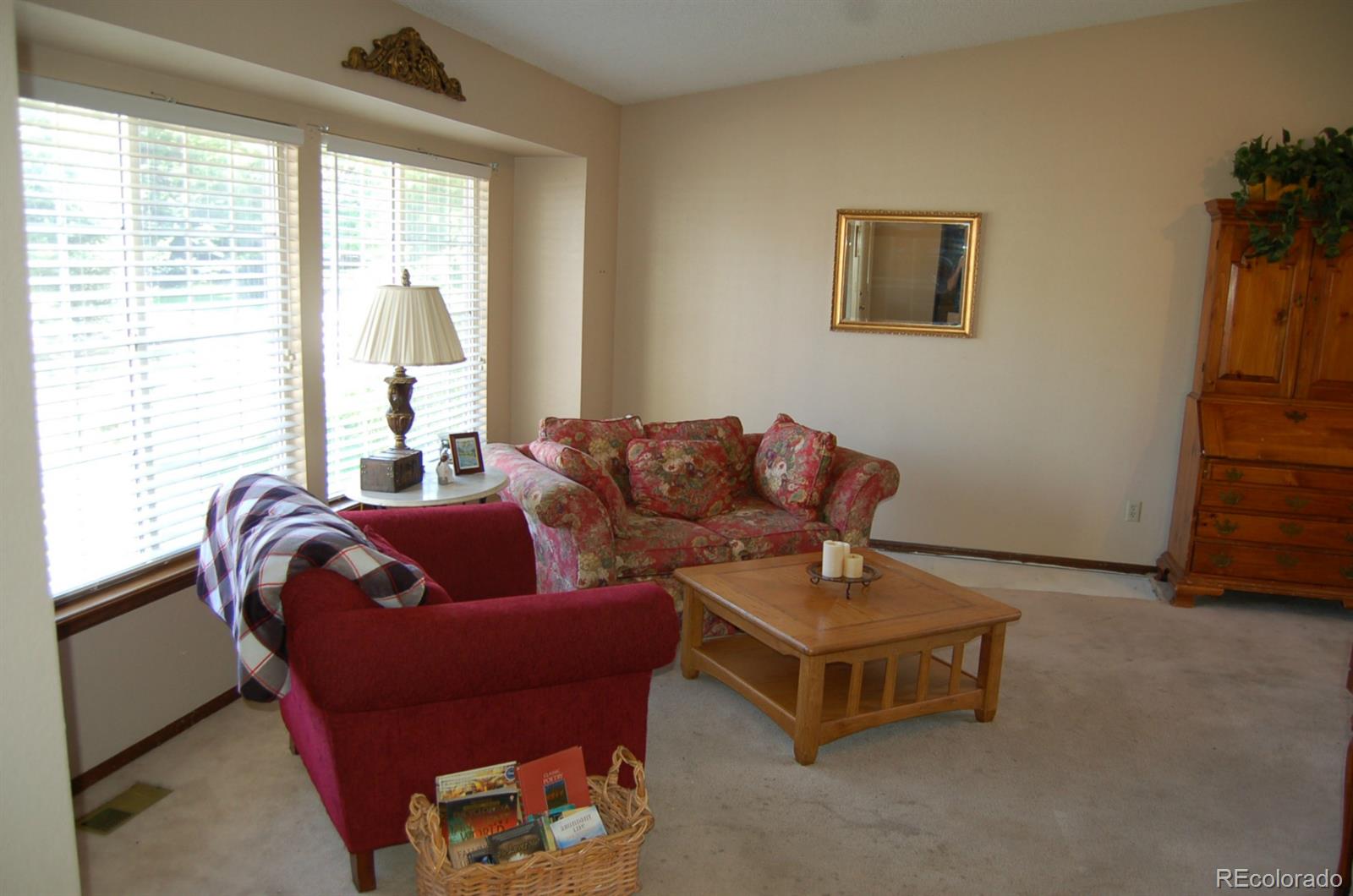 332 Northridge Road Highlands Ranch, CO 80126 - Photo 3 of 32