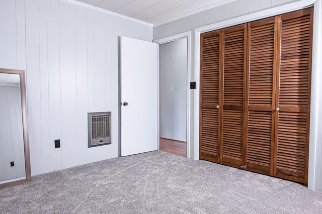 a view of livingroom with windows