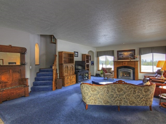 9108 West Melville Road Cheney, WA 99004 - Photo 4 of 20