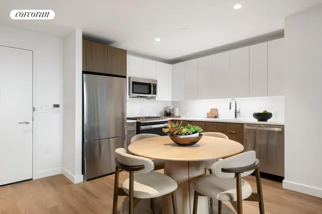 $3,410 | 166-20 90th Avenue, Unit 707 | Jamaica